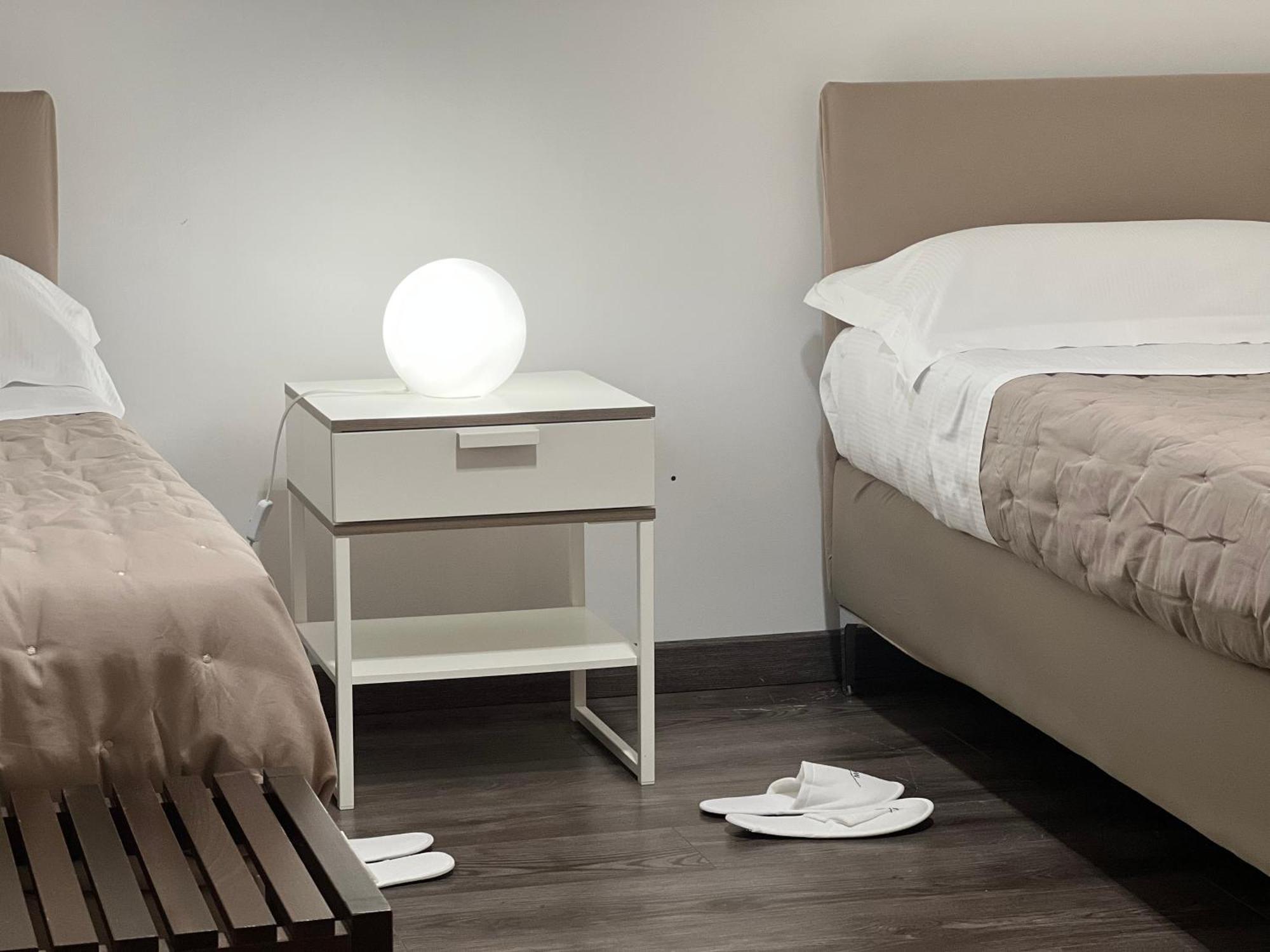 Central Apartment Матера Екстериор снимка